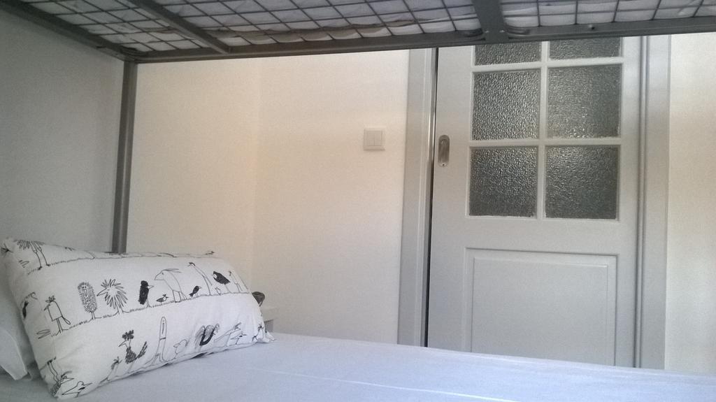 Hostel Rossio アルコバサ 部屋 写真